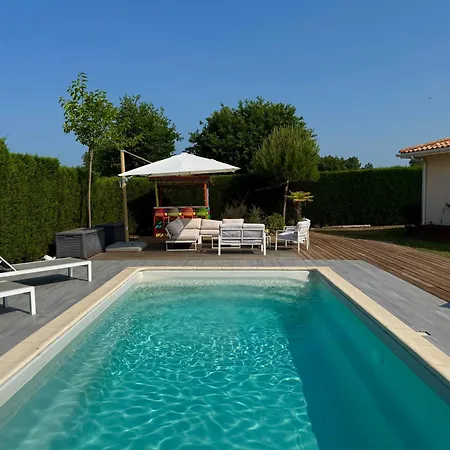 Сasa de vacaciones Ares, Mapouchet, Piscine