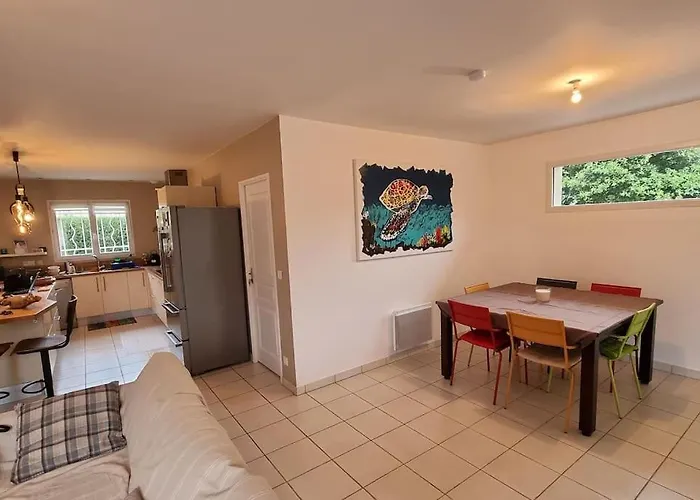 Ares, Mapouchet, Piscine * Ares