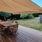 Ares, Mapouchet, Piscine *