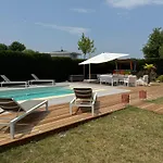 Ares, Mapouchet, Piscine * 阿雷斯