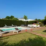 Ares, Mapouchet, Piscine *