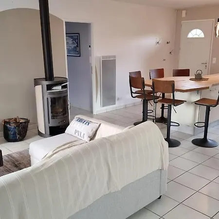 Vakantiehuis Ares, Mapouchet, Piscine