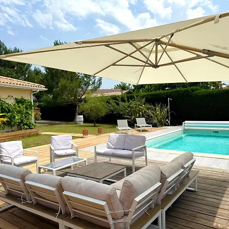 Ares, Mapouchet, Piscine Vakantiehuis Ares