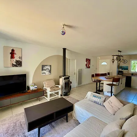 Ferienhaus Ares, Mapouchet, Piscine Ares