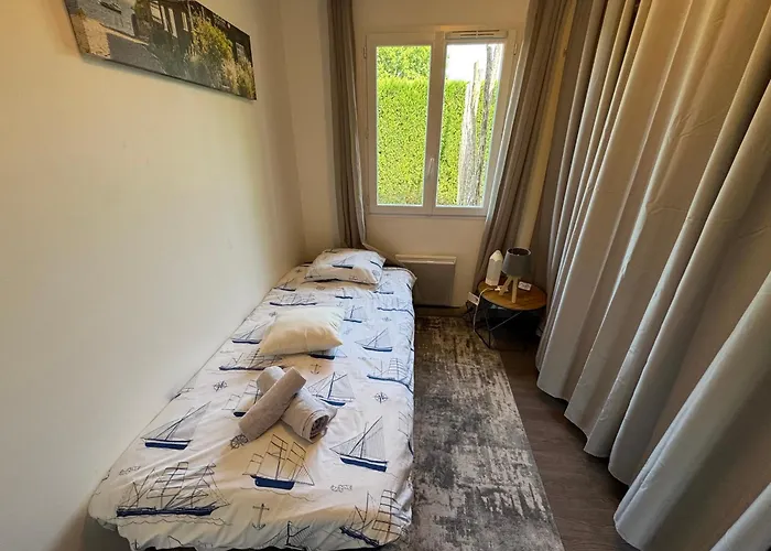 Ares, Mapouchet, Piscine Ferienhaus *